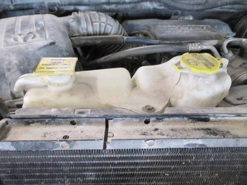 RAM1500   2005 Seat Belt Rear 1888084