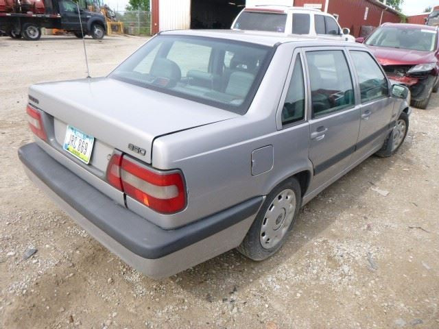 Power Steering Pump Fits 93-97 VOLVO 850 1376779