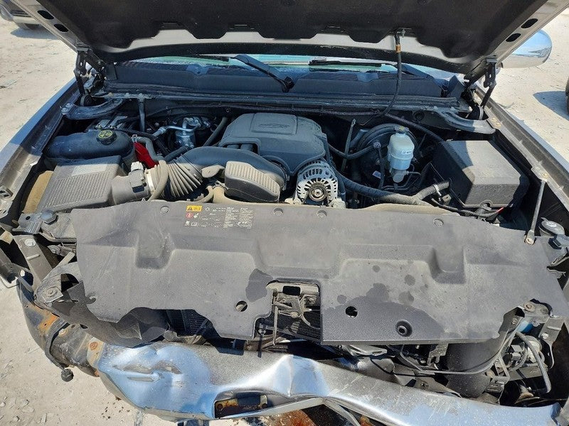 SILVRDO15 2013 Engine Cover 1951020