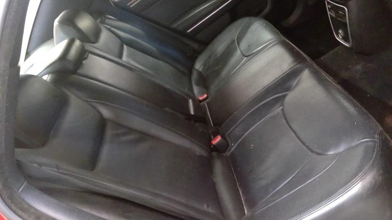 300       2014 Seat Rear 2050450
