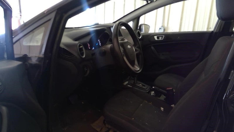 FIESTA    2016 Glove Box 1911004