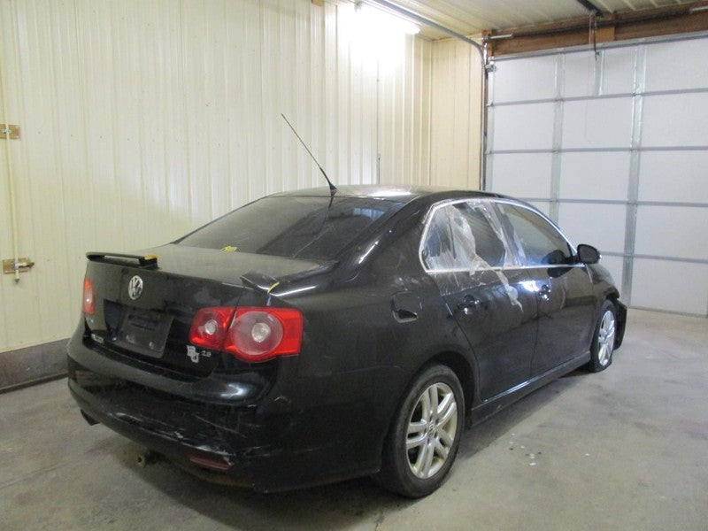 AC Compressor Fits 07-10 BEETLE 1898717