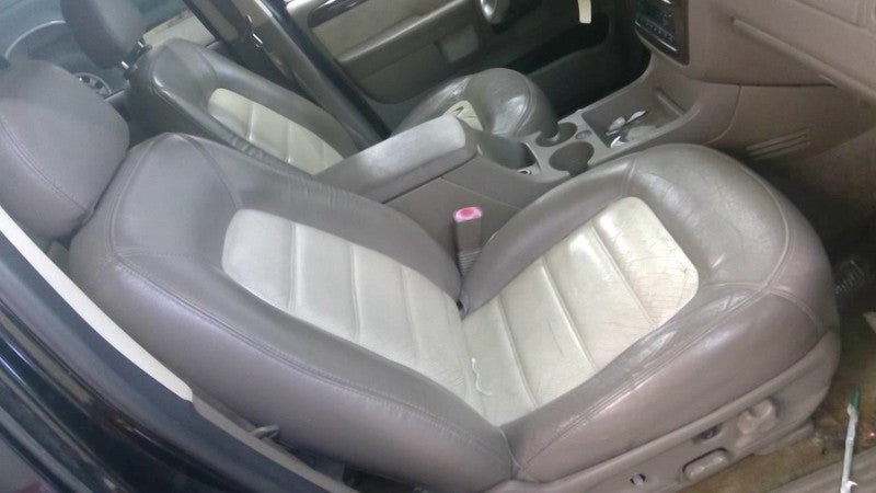 Ford Explorer 2005 Front Seat Used 9168