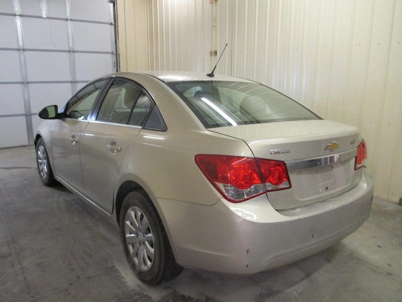 CRUZE     2011 Glove Box 2037416