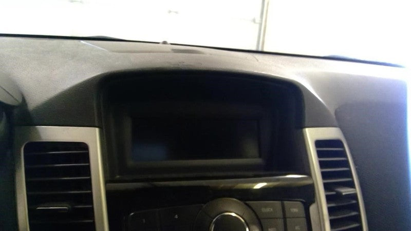 Info-GPS-TV Screen Display Opt UAG Fits 12-17 VERANO 2027234