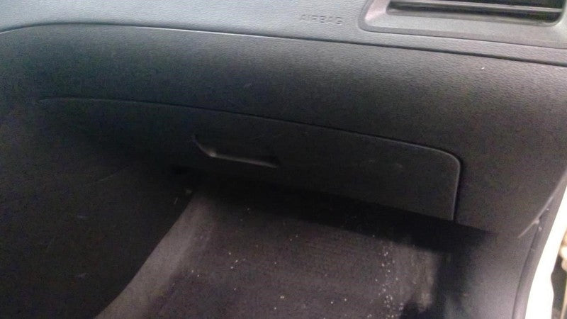 MALIBU    2011 Glove Box 1997565