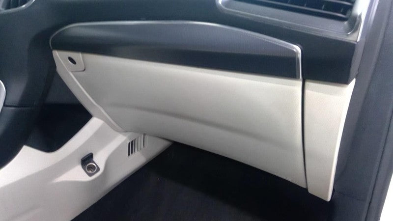 EDGE      2019 Glove Box 1945176