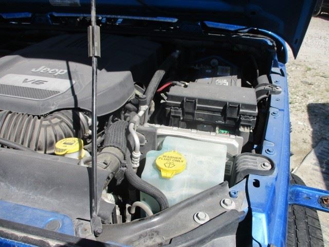 WRANGLER  2016 Front Door Trim Panel 1572458
