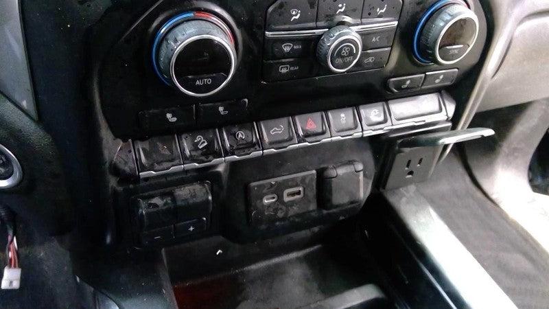 SILVRDO15 2019 Dash/Interior/Seat Switch 1912456