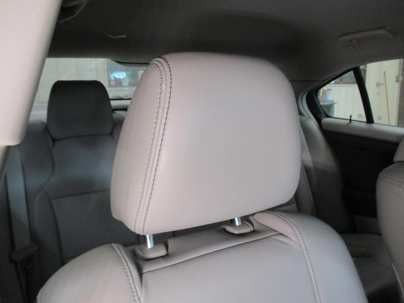 Ford Taurus 2011 Headrest Used 7165