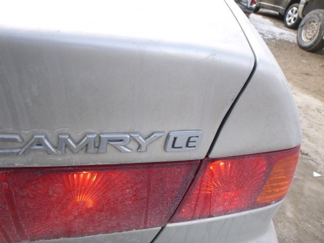 Brake Lamp CAMRY     2001 High Mounted Stop Light 1237013