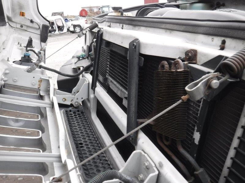 Rear Axle Fits 03-05 HUMMER H2 1063632