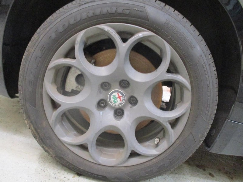 Wheel 17x7-1/2 7 Circle Spoke Opt WF5 Fits 17-18 GIULIA 1938835