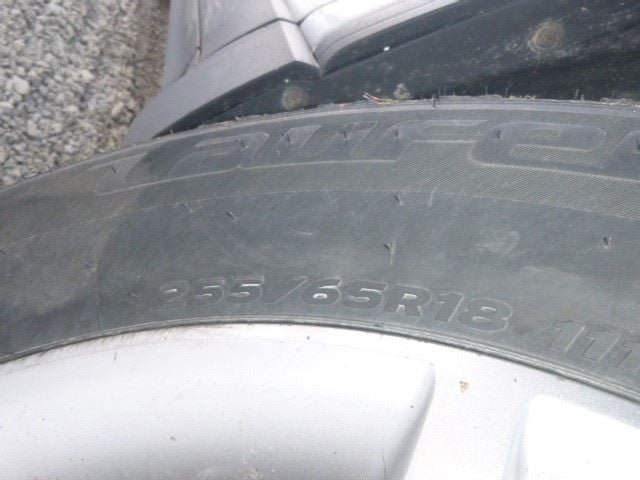 Wheel 18x7-1/2 5 Spoke Painted Opt PZ3 Fits 09-12 ACADIA 1929905