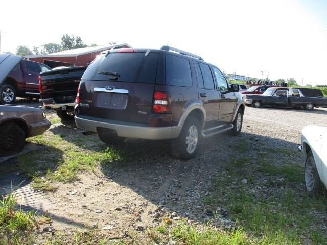 EXPLORER  2006 Front Door Trim Panel 1588132