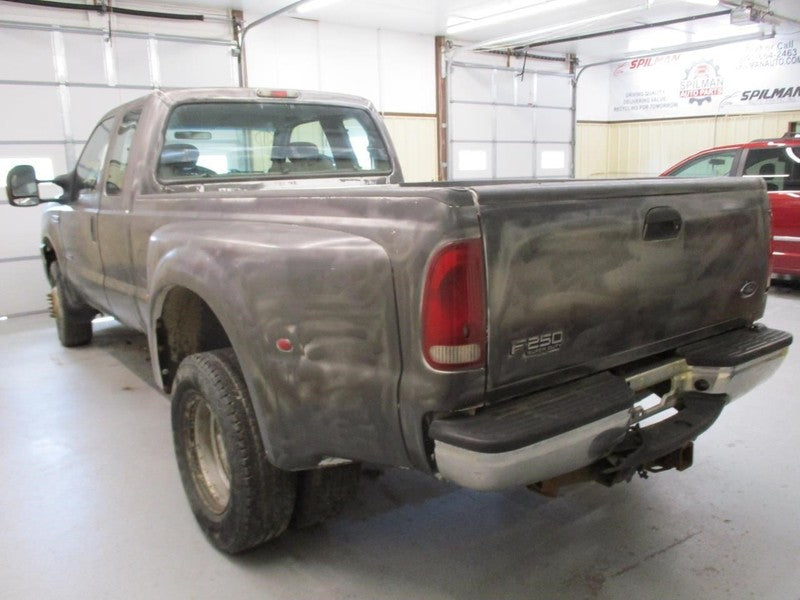 Rear Axle Pickup Styleside Box DRW 6.0L Fits 05-07 FORD F350SD PICKUP 