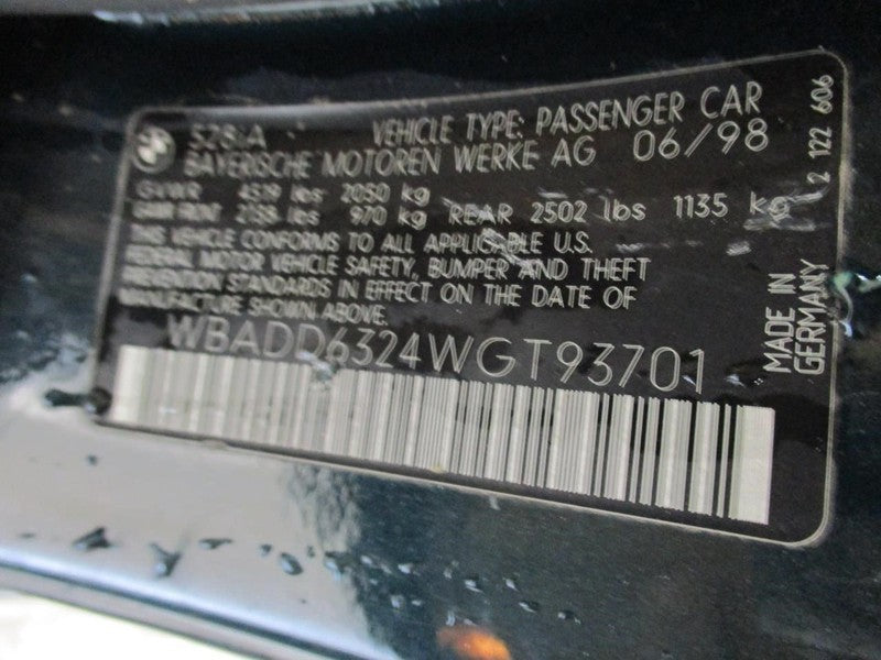 AC Compressor Fits 98-00 BMW 528i 1725009