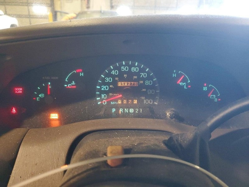F150      1998 Fuse Box Engine 1879822
