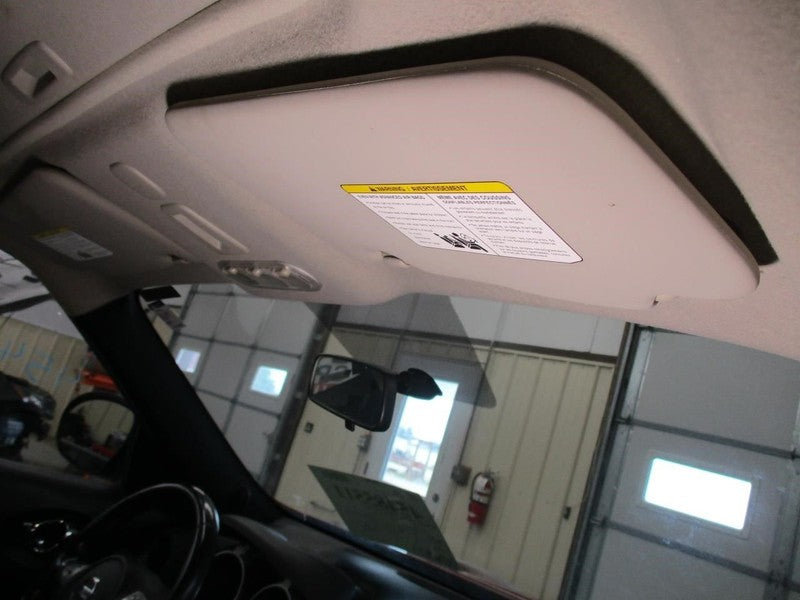 Passenger Sun Visor Without Illumination Fits 11-13 JUKE 1972871