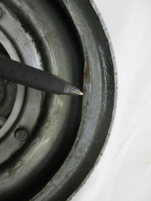 CORVETTE  1977 Center Cap Wheel 1636828