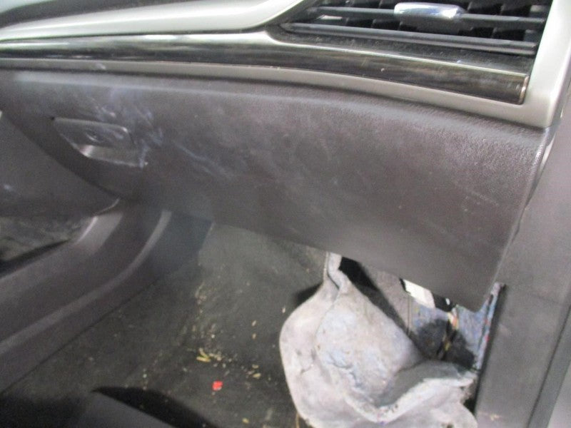 FUSION    2013 Glove Box 1863826