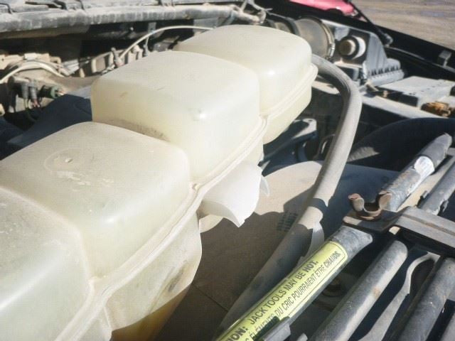 Front Axle 4 Wheel ABS 3.73 Ratio Fits 01-05 EXCURSION 1546557