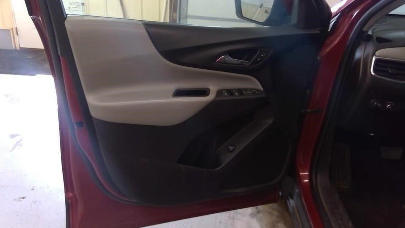 EQUINOX   2018 Front Door Trim Panel 2026633