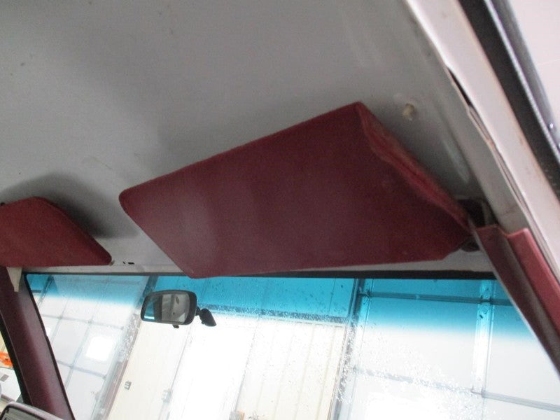 TCHEV2500 1989 Sun Visor 1923645