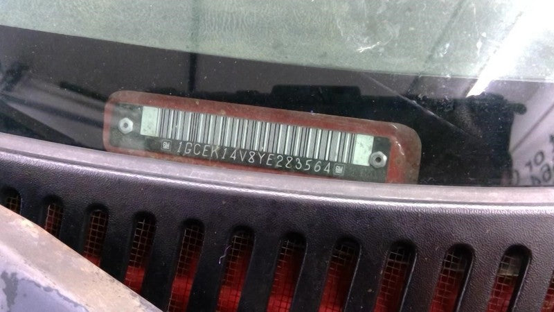 Chevrolet Silverado 1500 2000 Headrest Used 4409