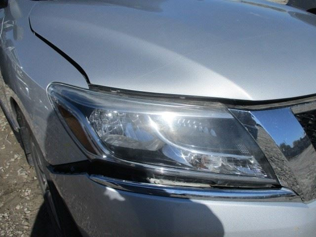 Passenger Corner/Park Light Fog-driving Bumper Mounted Fits 04-19 SENT