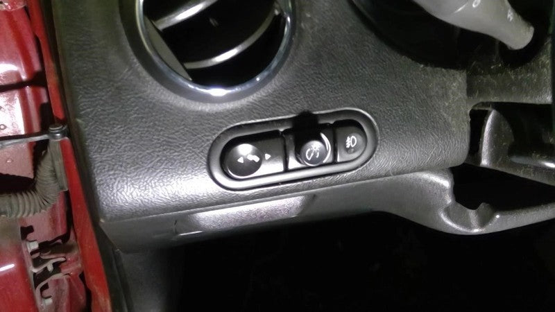 G6        2007 Dash/Interior/Seat Switch 1734870