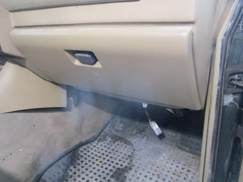 DISCOVERY 1995 Glove Box 1923115