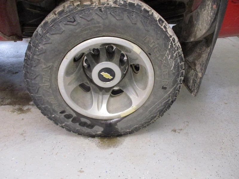 SILVRDO35 2011 Center Cap Wheel 1738390