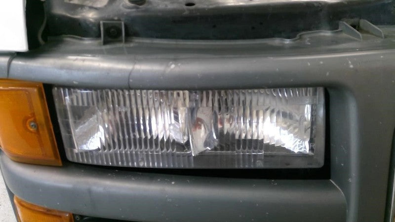 SAVANA15  1999 Sun Visor 1924082