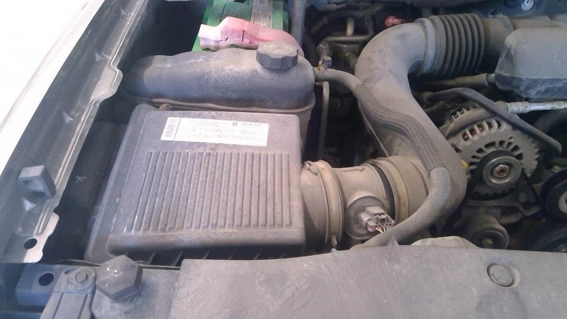 Air Cleaner With Hybrid Option Opt HP2 Fits 99-09 SIERRA 1500 PICKUP 2