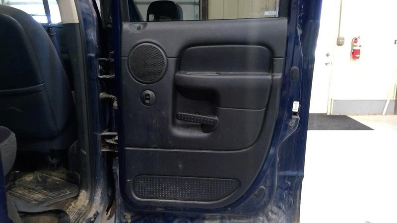 RAM1500   2004 Front Door Trim Panel 2033027