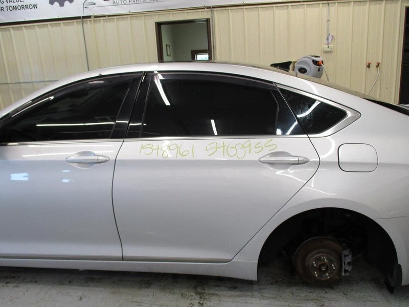 AC Condenser Sedan Fits 15-16 GENESIS 1670500