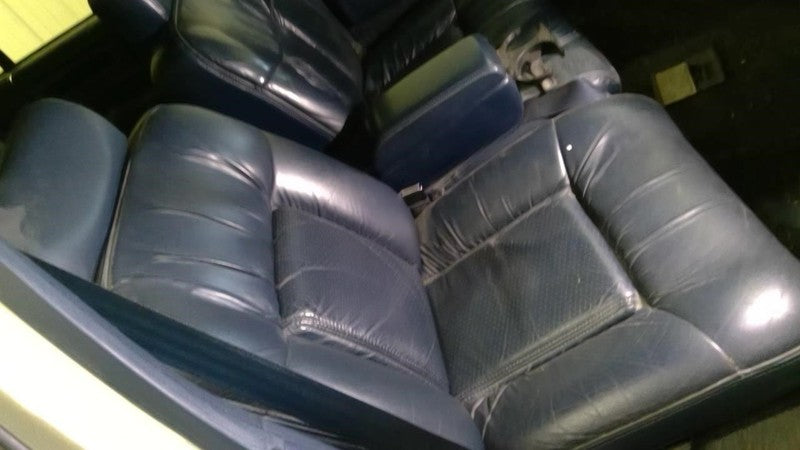 DEVILLE   1992 Front Seat 2066872