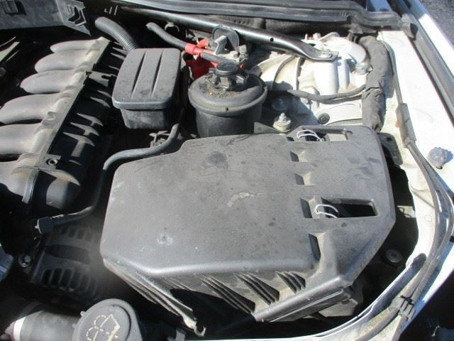 Passenger Grille Upper Bumper Mounted Fits 06-10 BMW 550i 1563597
