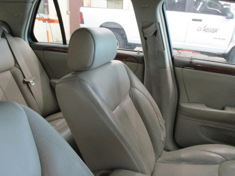 DTS       2006 Headrest 2015889