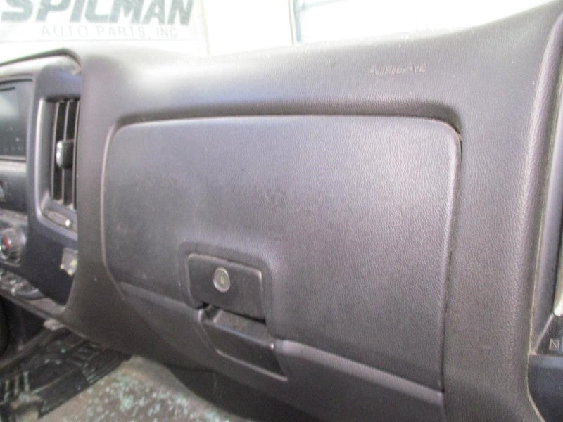 SILVRDO15 2018 Glove Box 1739848