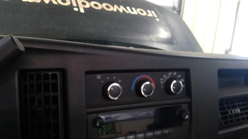 Temperature Control Dash Mounted With AC Fits 08-24 EXPRESS 2500 VAN 1