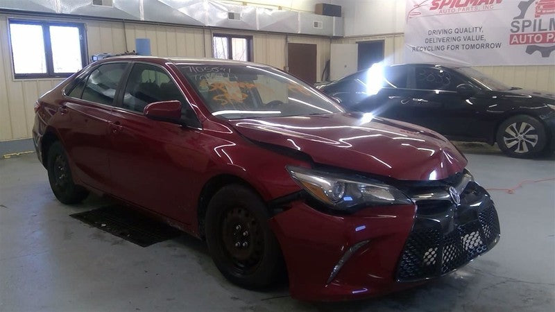 Passenger Headlight Halogen Without Black Trim Fits 15-17 CAMRY 164000