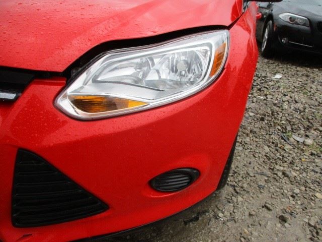 Driver Grille Cover Mounted Lower S Model Fits 12-14 FOCUS 1506104