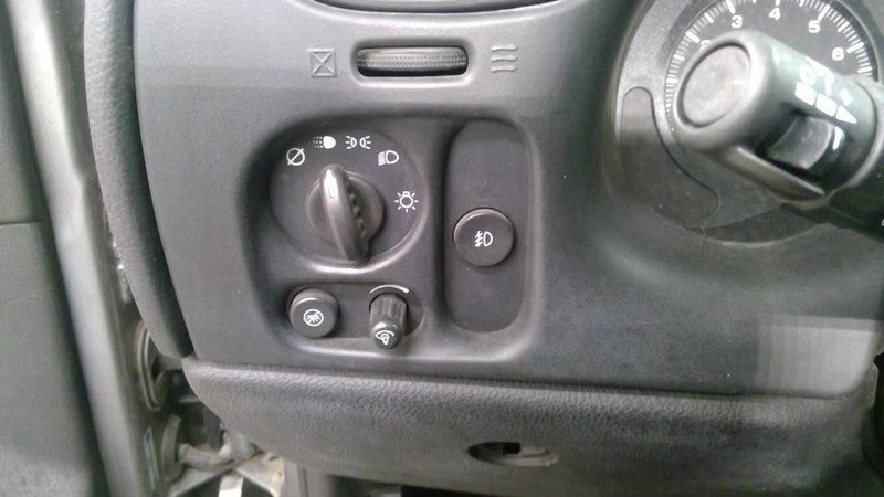 TRAILBLAZ 2008 Dash/Interior/Seat Switch 2003078