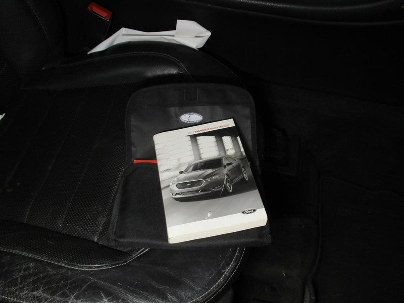 TAURUS    2013 Owners Manual 1857735