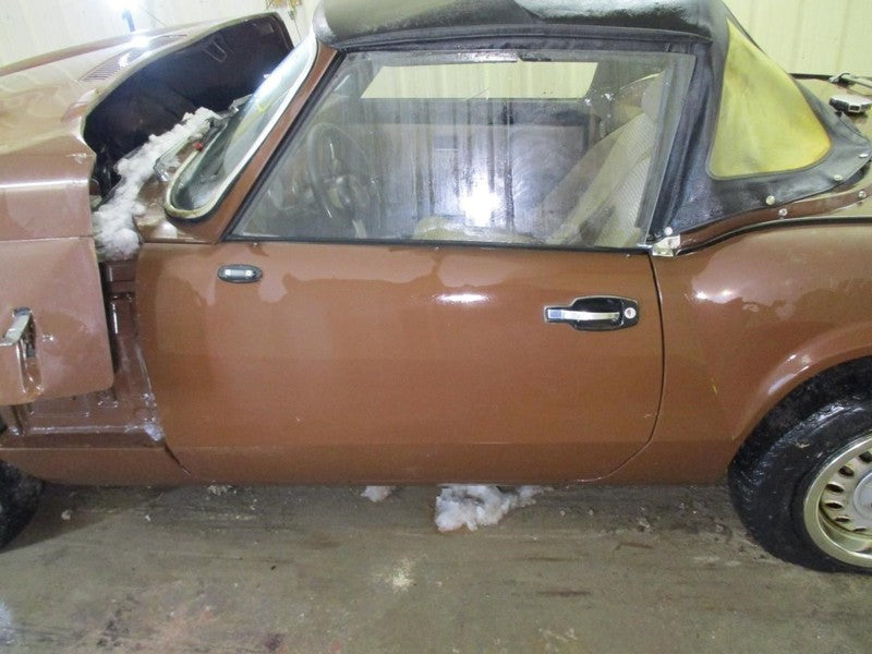 SPITFIRE  1977 Front Seat 1735954