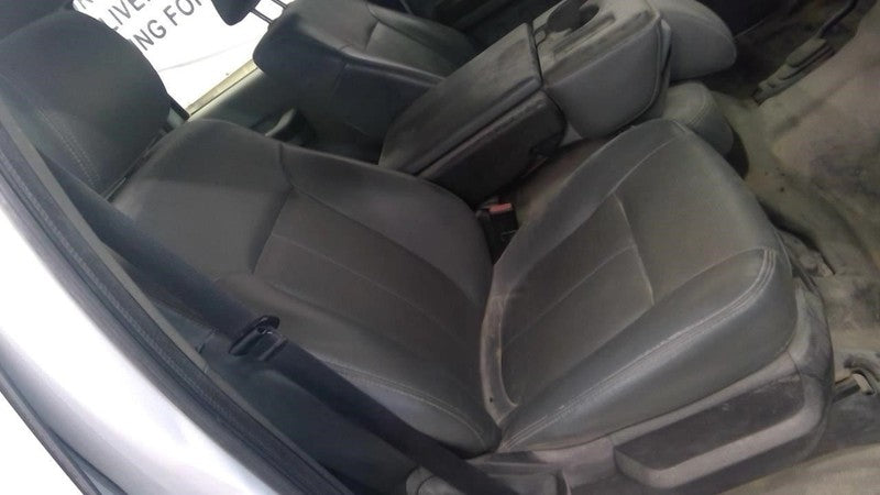 Passenger Front Seat With  Bench Fits 11-16 FORD F250SD PICKUP 2007848