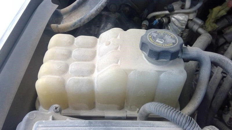 Coolant Reservoir Classic Style Fits 99-07 SIERRA 2500 PICKUP 1981160