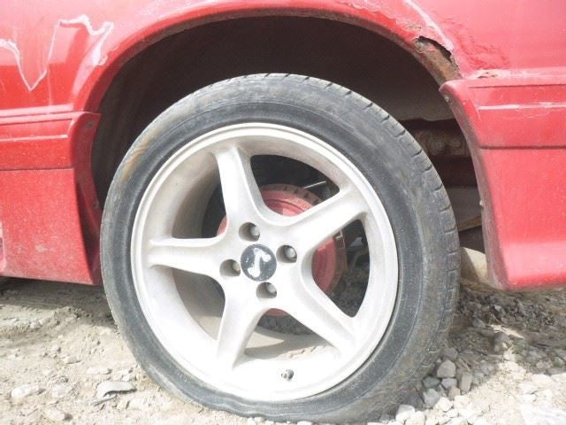 AC Compressor Integral AC 8 Cylinder Fits 88-93 MUSTANG 1903688